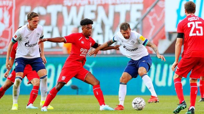 拉菲尼亚就 拉菲尼亚就