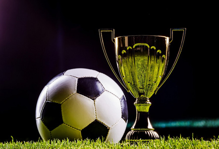 得新的战术 得新的战术