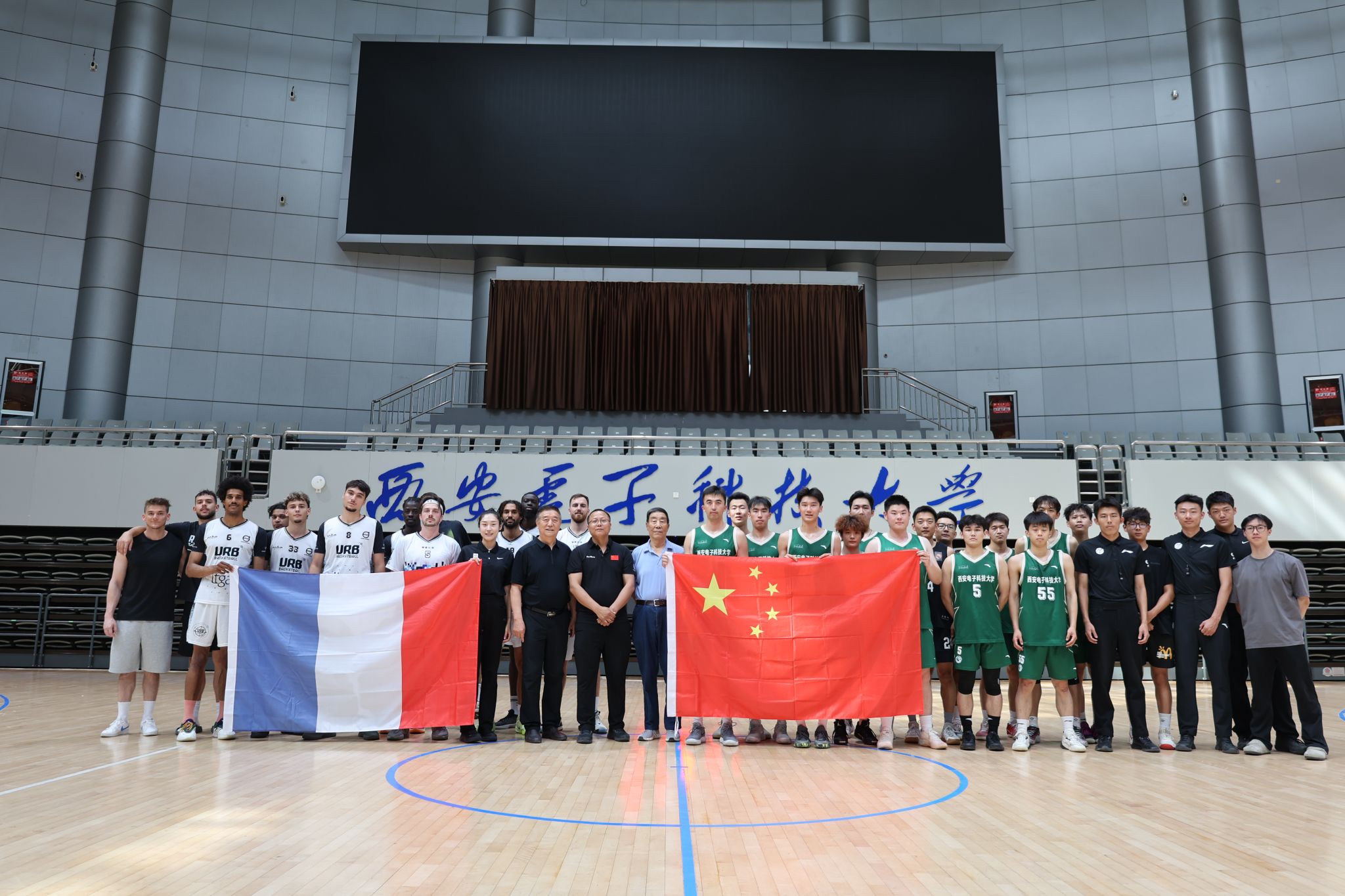 临场应变只 临场应变只