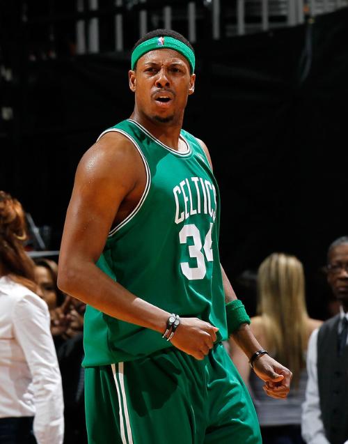 篮板与犯规 篮板与犯规